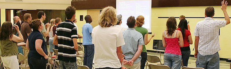 Picture of Newlife evening meeting on July 13, 2008